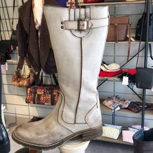 V Italia leather boot shearling lined eur 37 & 39